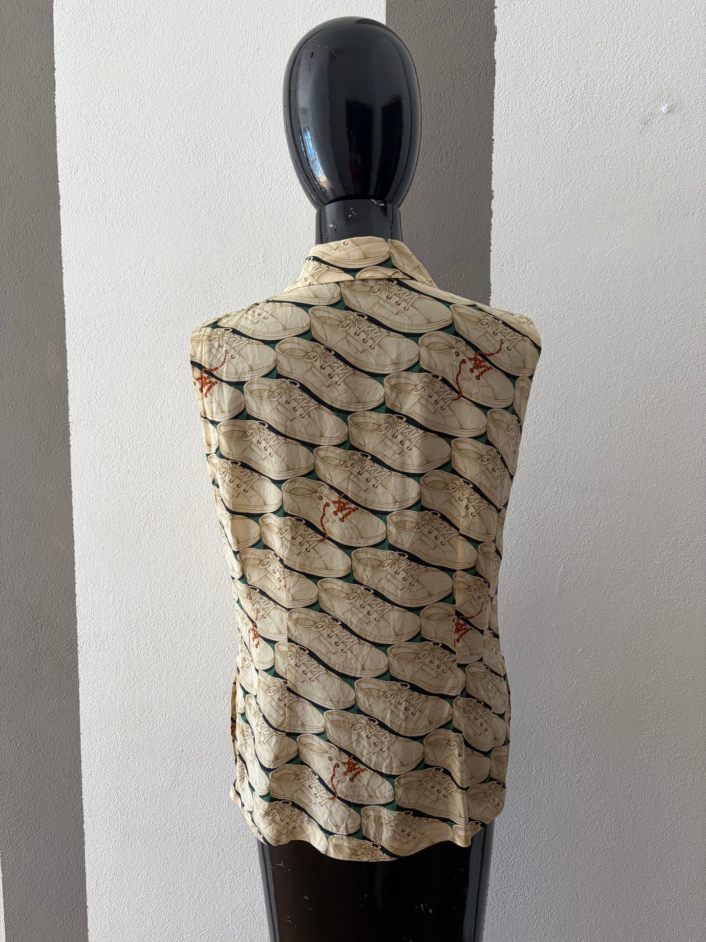 Camicia vintage con scarpine