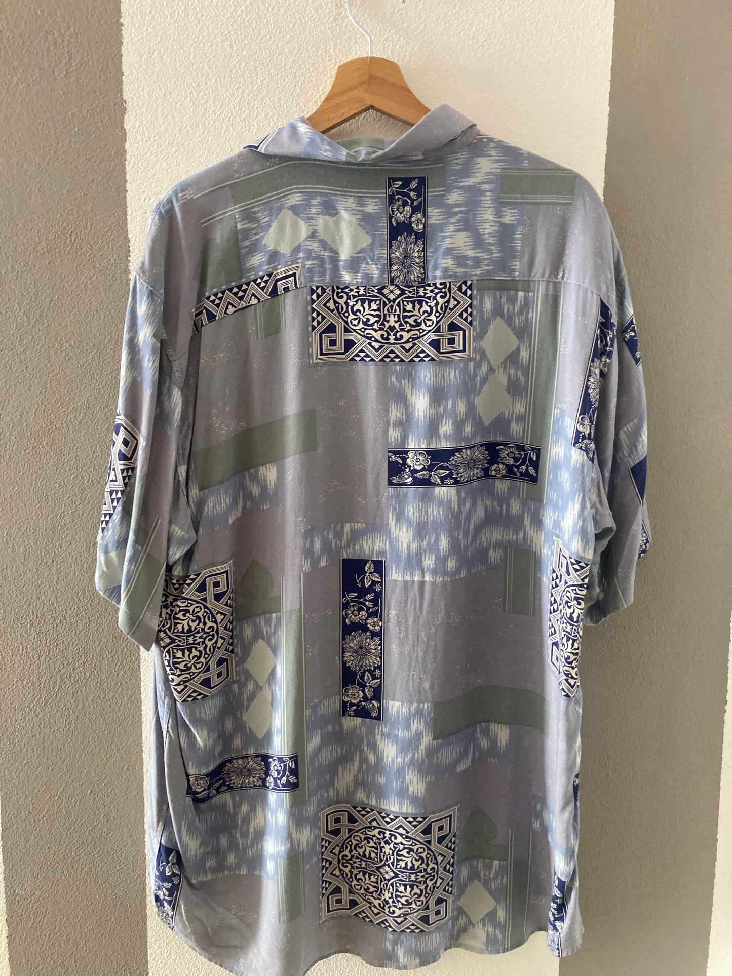 CAMICIA VINTAGE A FANTASIA ASTRATTA