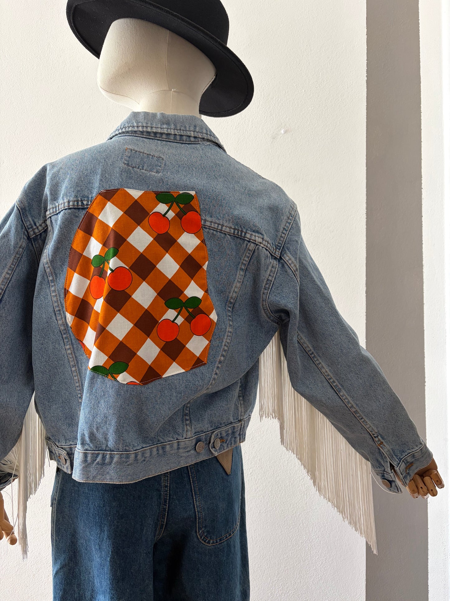 Giacca in denim con frange