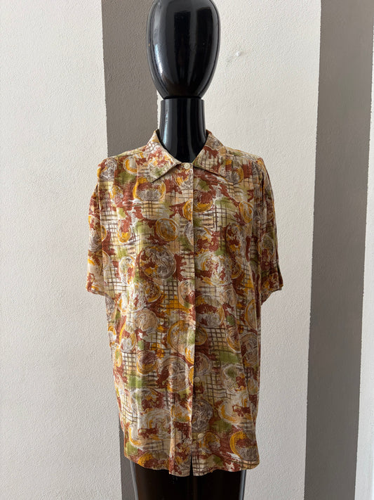 Camicia vintage astratta