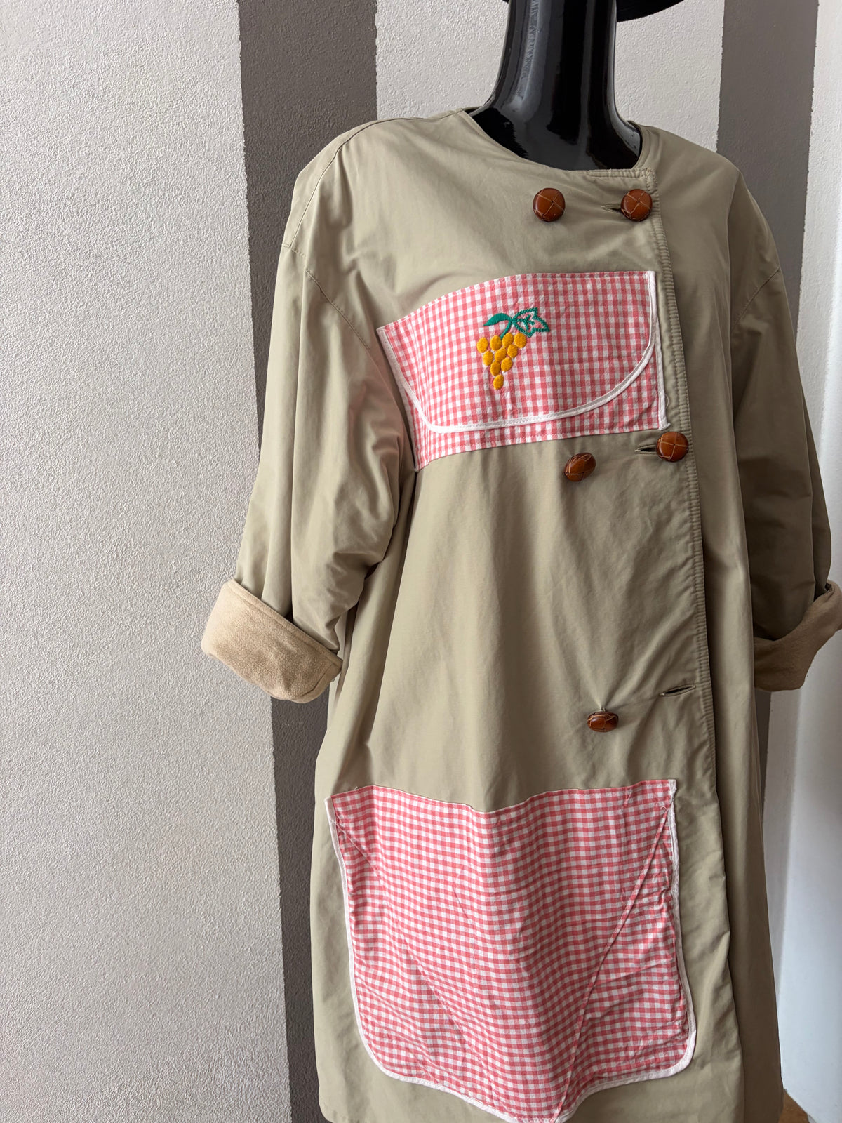 Trench custom con patch a quadri