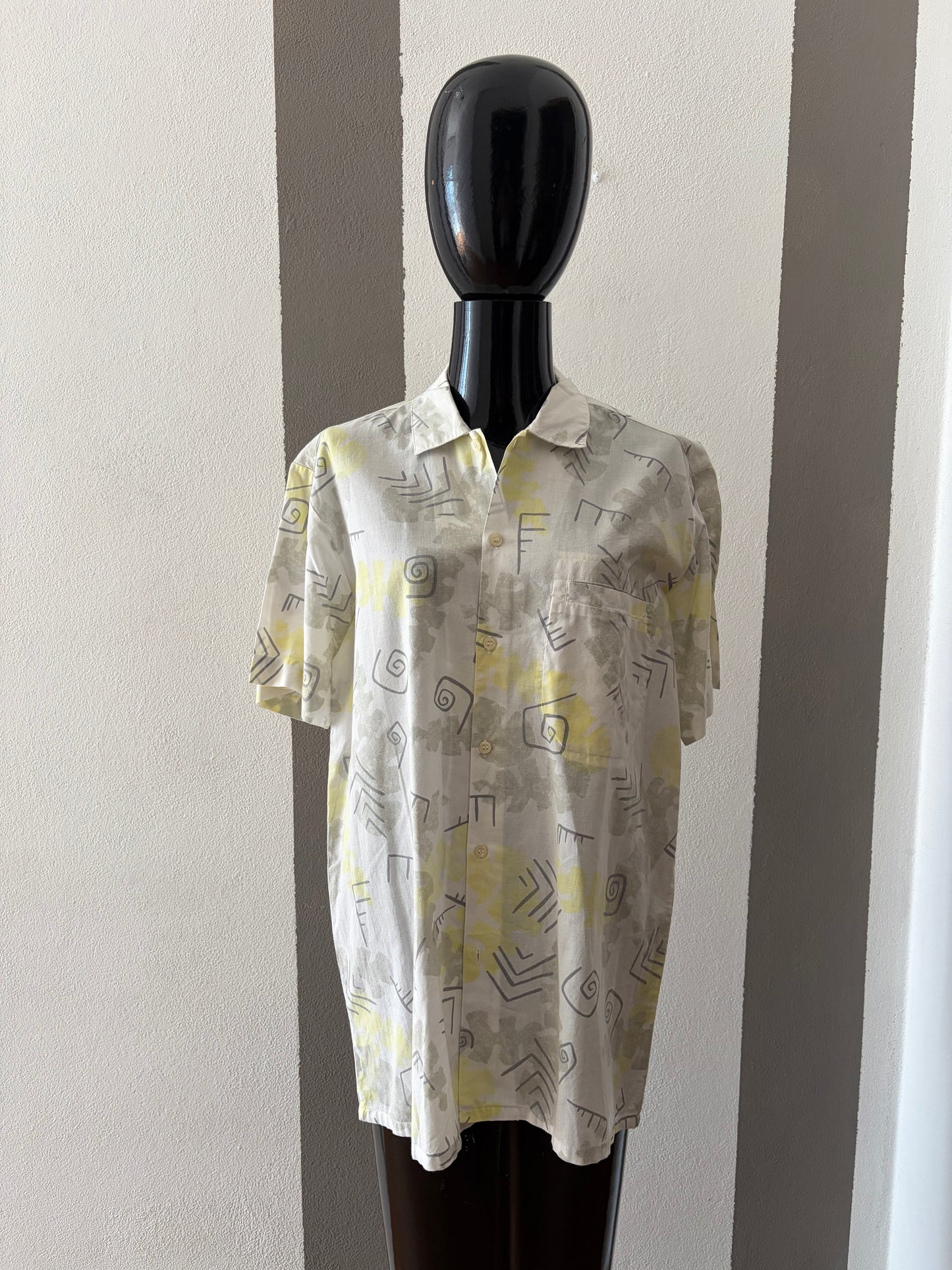 Camicia vintage astratta