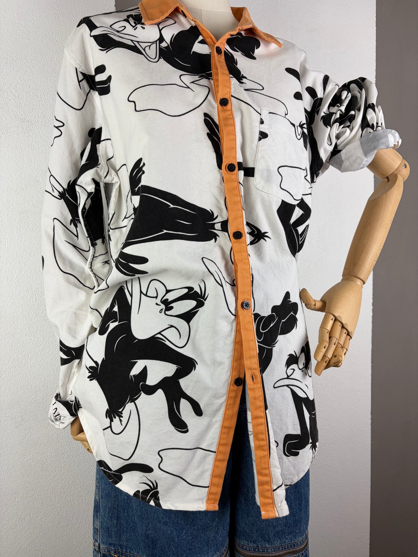 Camicia Lazy Oaf con Duffy Duck