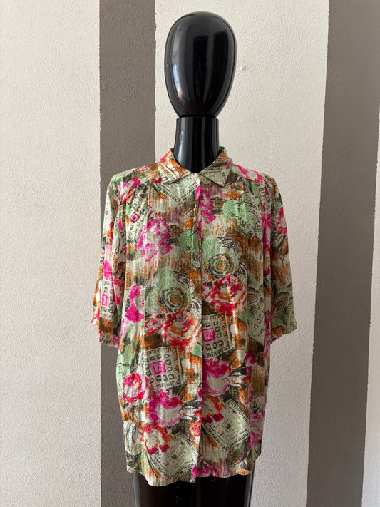 Camicia vintage astratta