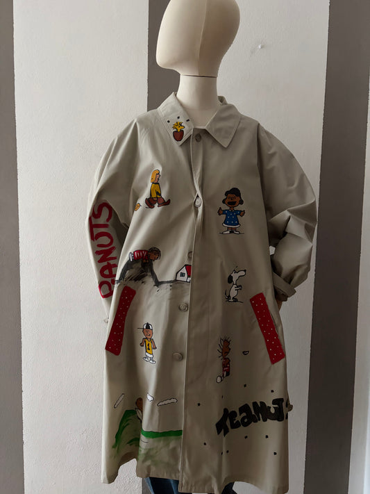Trench custom with Peanuts