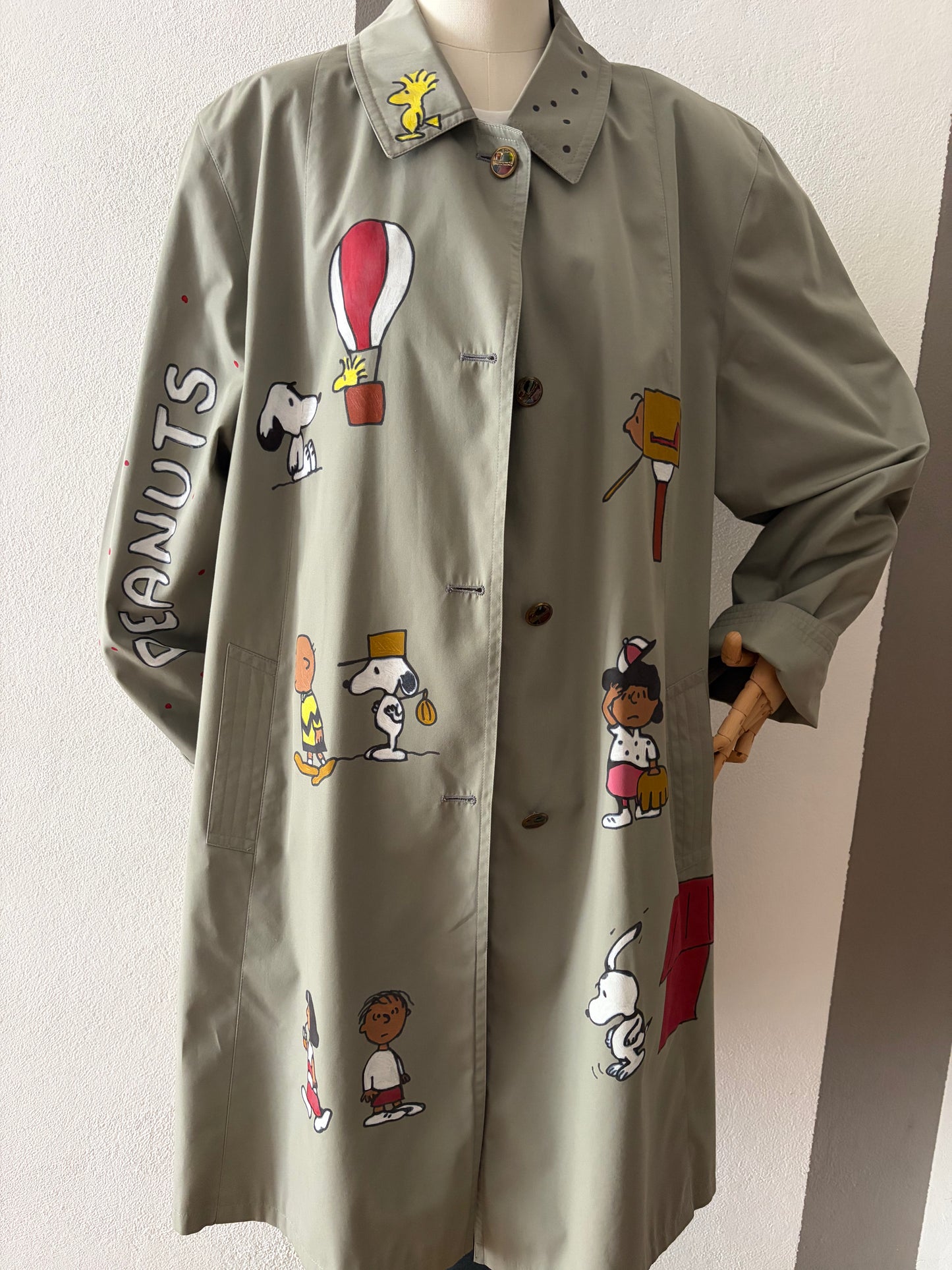 Trench custom with Peanuts 3