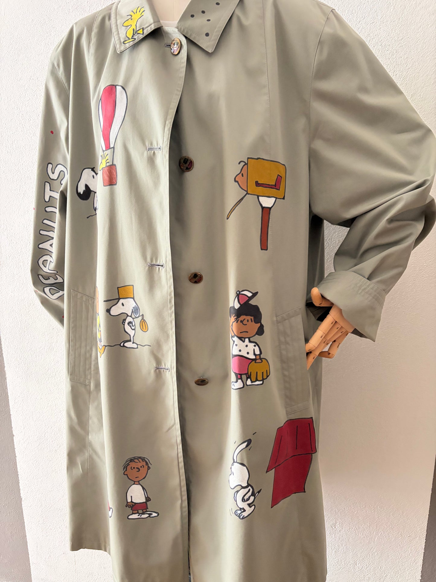 Trench custom with Peanuts 3