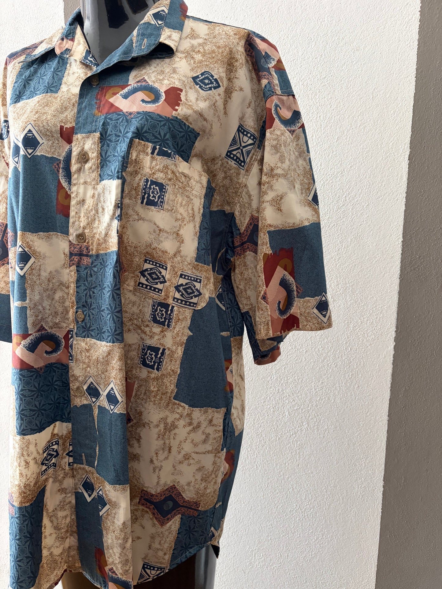Camicia vintage a fantasia