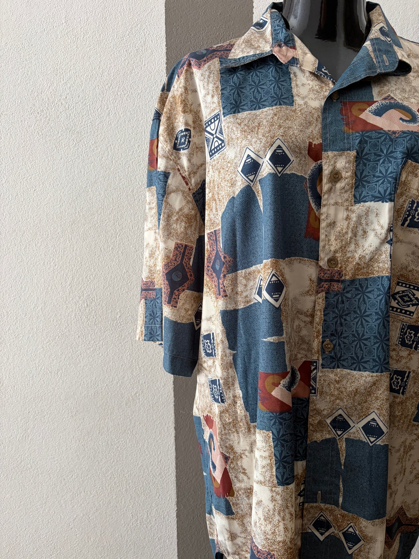Camicia vintage a fantasia