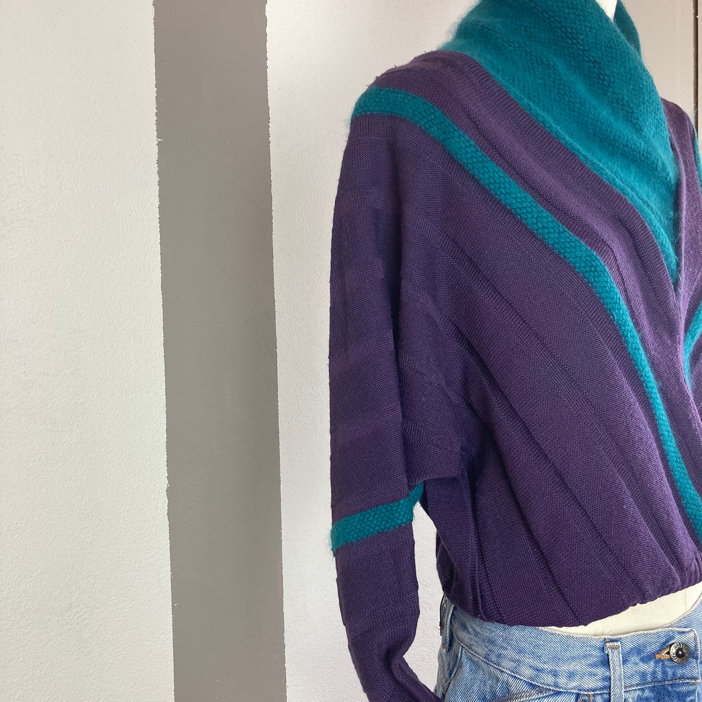 MAGLIONE '80 COLOR VIOLA/ AZZURRO