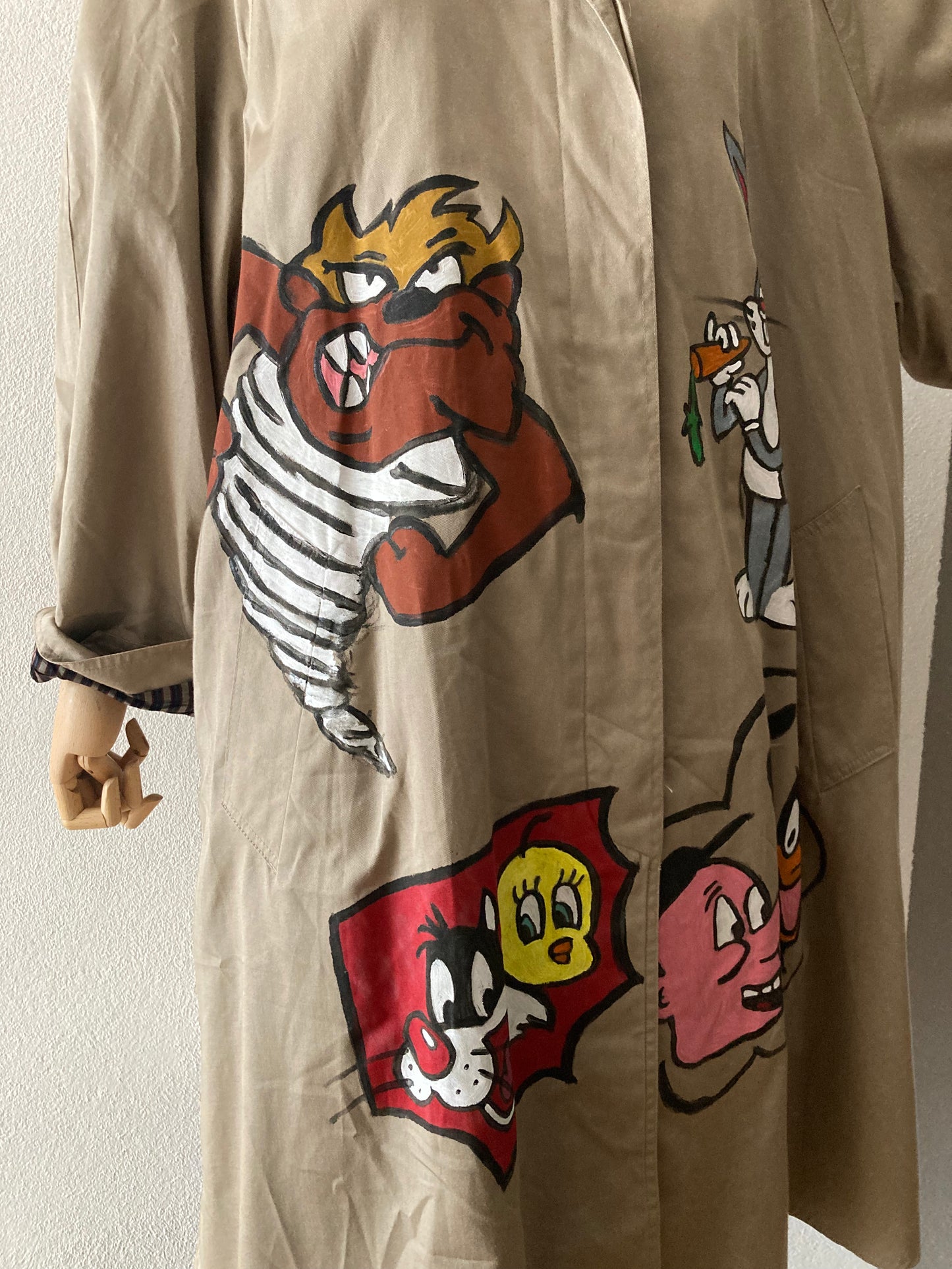 TRENCH CUSTOM LOONEY TUNES
