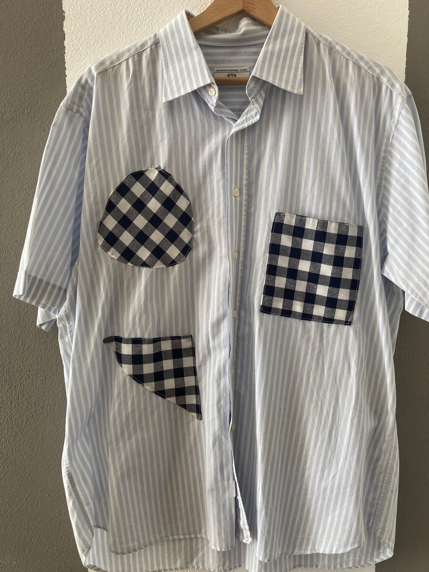 CAMICIA CUSTOM CON PATCH A QUADRI