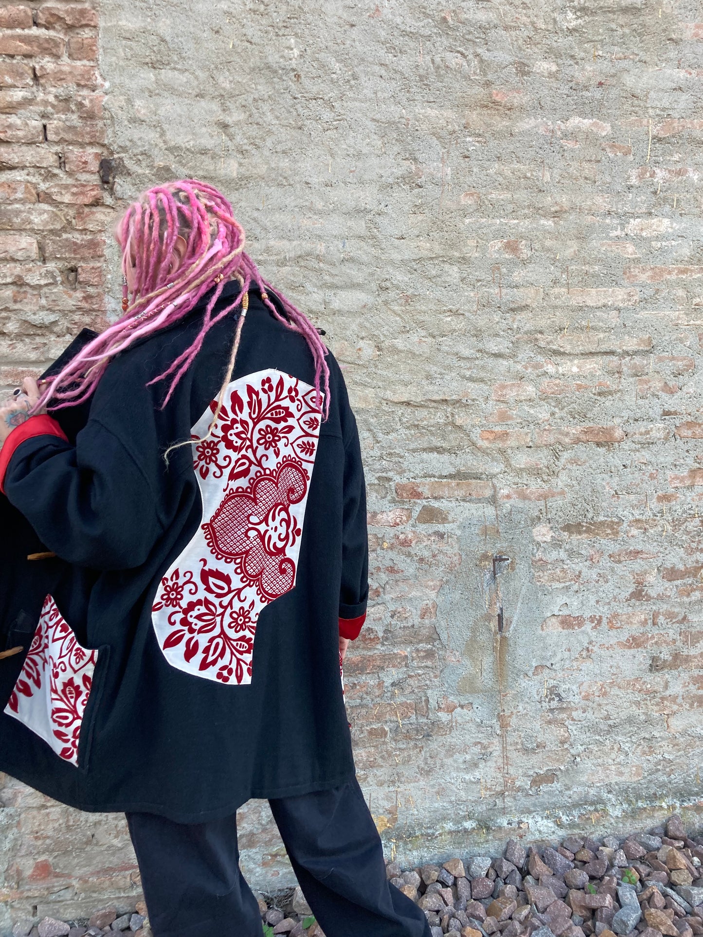 MONTGOMERY CUSTOM CON PROLIFI FLOREALI IN RILIEVO