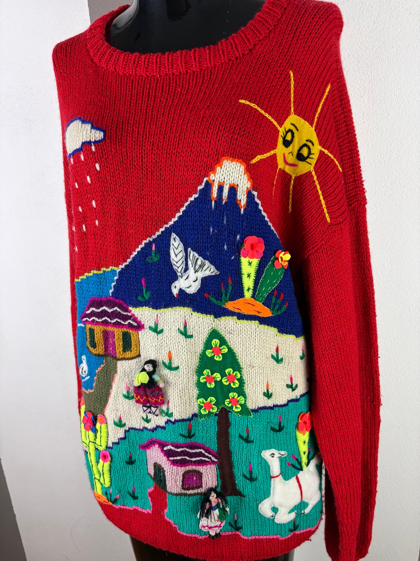 MAGLIONE RAQUEL COLOR ROSSO CON RICAMI SIMPATICI