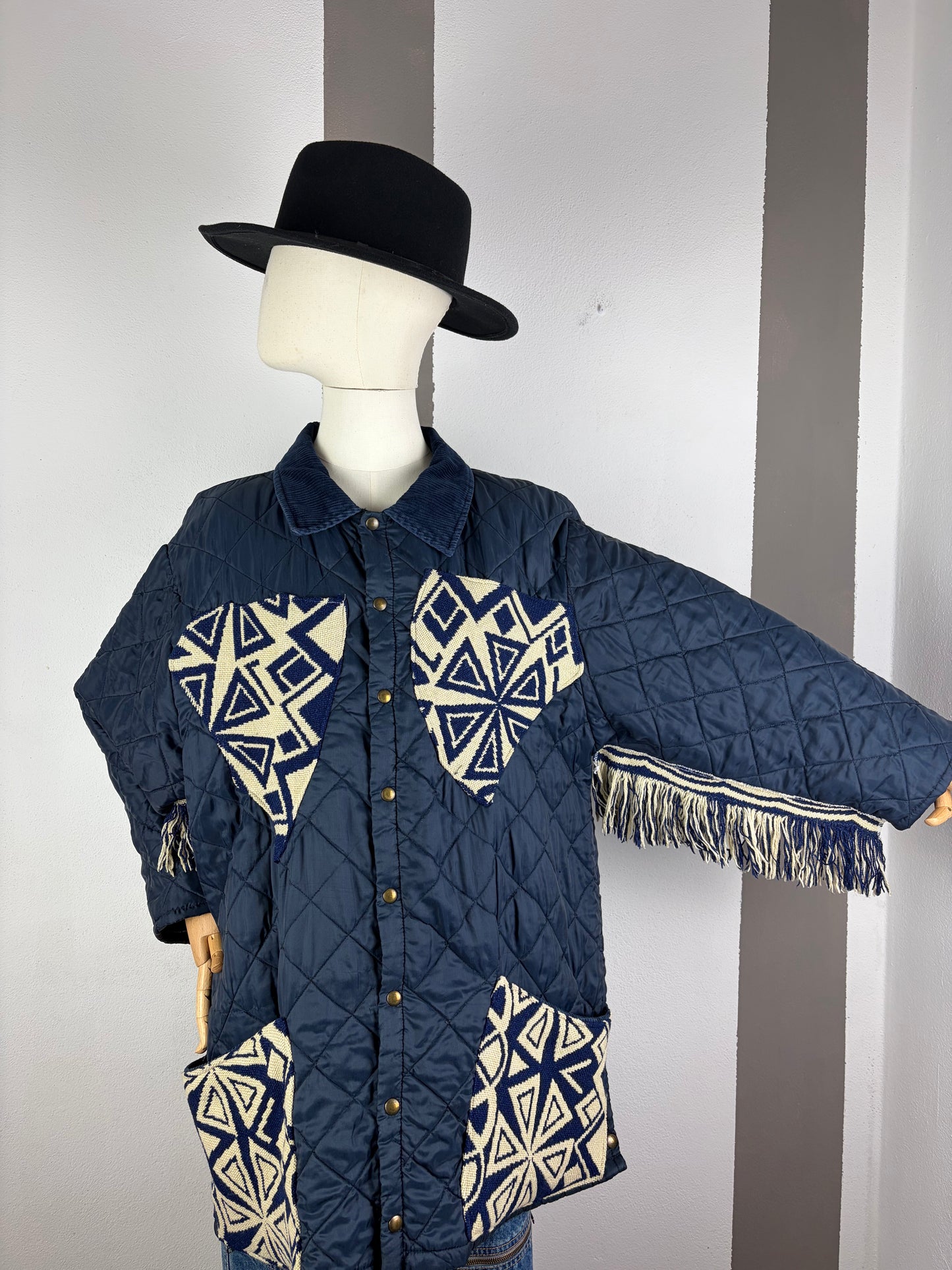 TRAPUNTINO COLL.MACEDONIA CON FRANGE COLOR BLUE