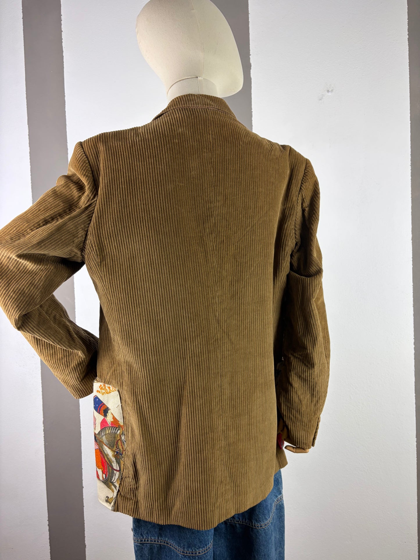 BLAZER COLLEZIONE MACEDONIA INSERTI TEMA ORIENTALE